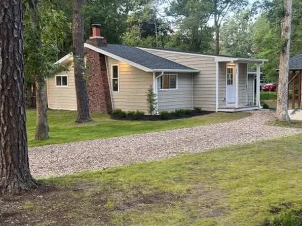 43 Bishop St, Browns Mills, NJ 08015