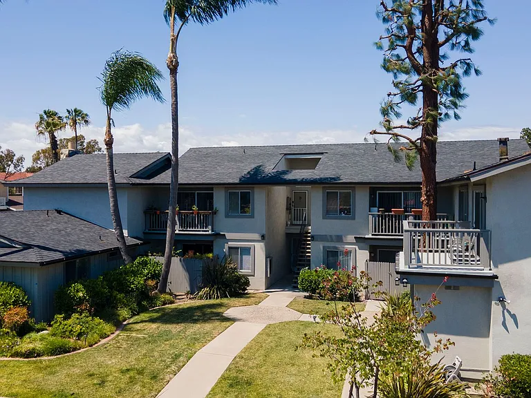 16192 Malaga Ln — Photo 6