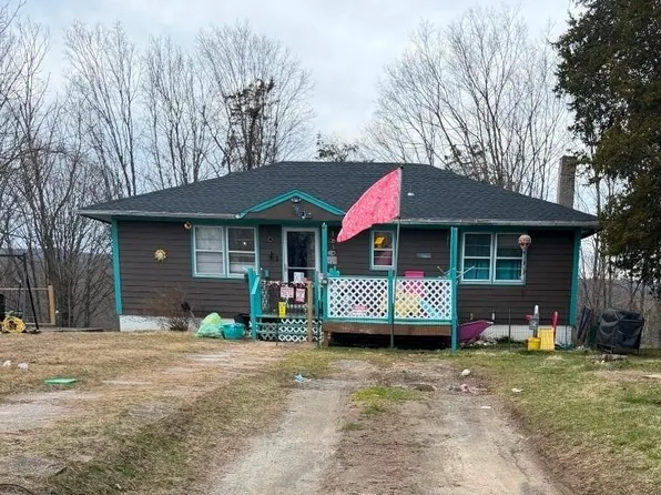 32 Cedar Lane, Wingdale, NY 12594