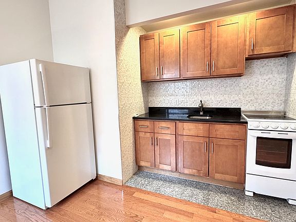5th image of 75 Bleecker St #5A