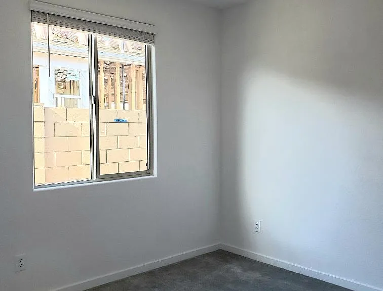 15684 W Jackson St — Photo 19