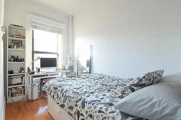 Rented by Halstead Real Estate | media 7