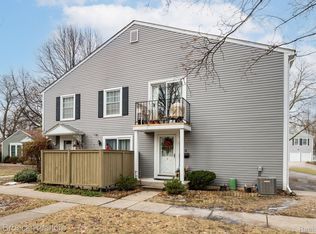 2664 Fenwick Ct, Ann Arbor, MI