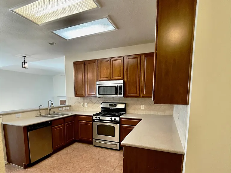 3514 Leaf Vines Dr — Photo 13