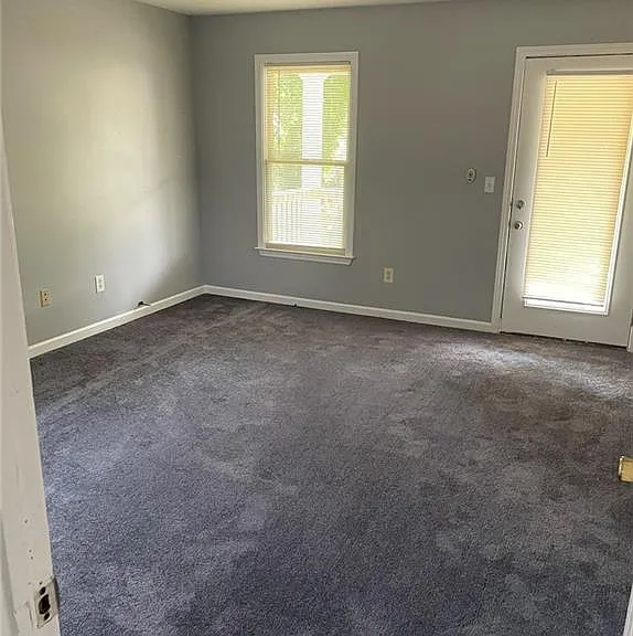 15 Ollie St NW — Photo 7