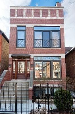 Private building-2 units 