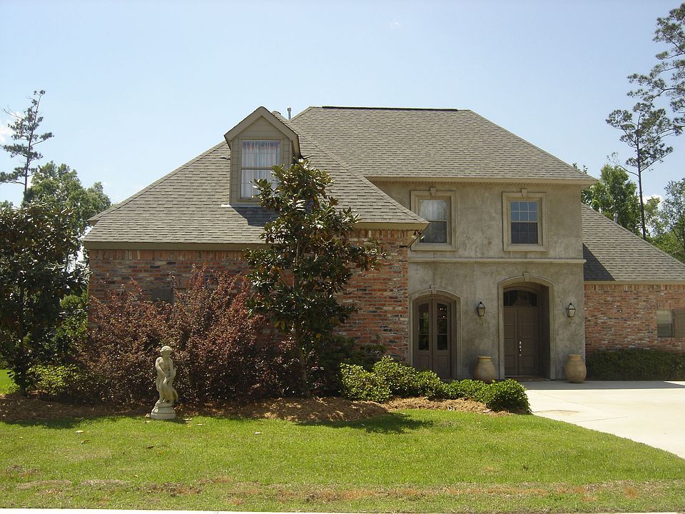 Old Brick and Stucco Exterior