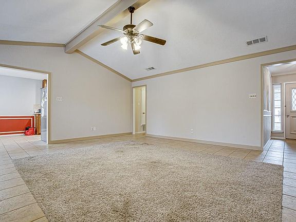 3rd image of 7632 Hunt Dr