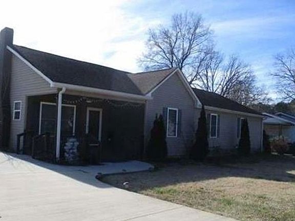 2nd image of 108 S Liner St