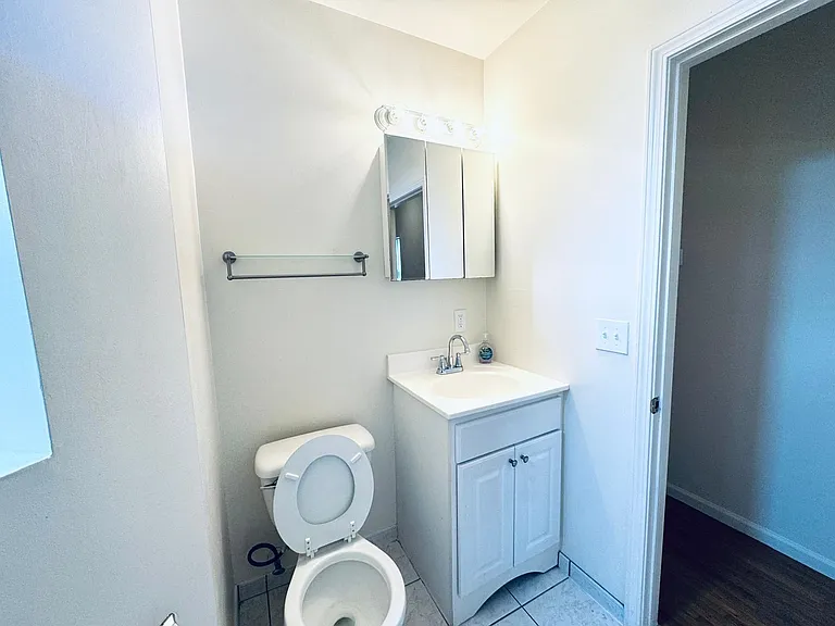 214 Warren St #4B — Photo 19