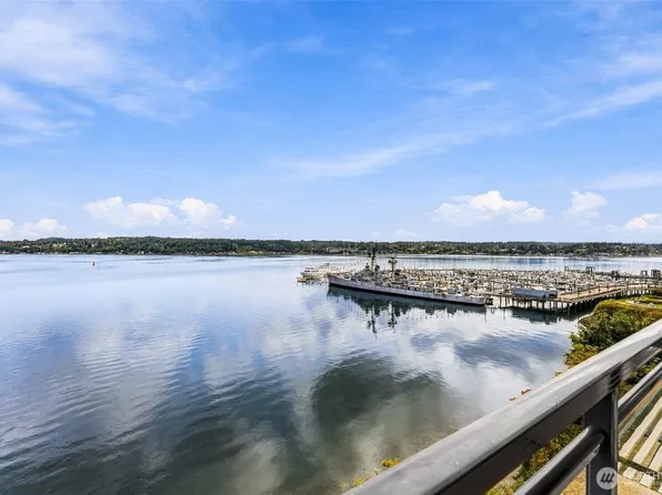 400 Washington Avenue #303, Bremerton, WA 98337