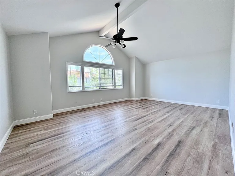 22511 Peartree — Photo 21