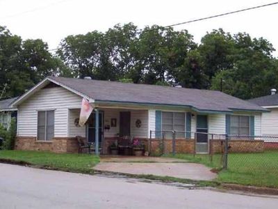 625 Tyler St, Jacksonville, TX, 75766