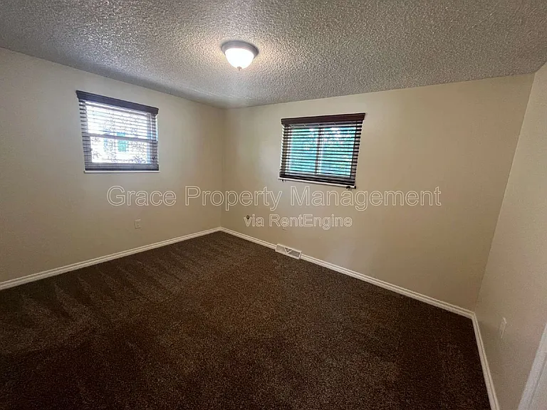 830 S 7th Ave — Photo 11
