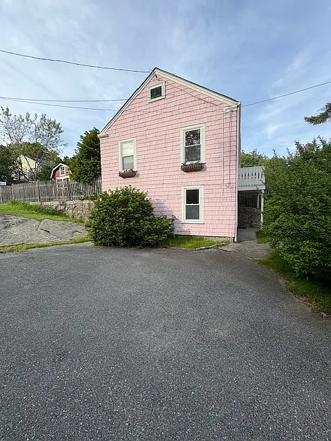 2 bed, 900 sqft, $3,100 — Photo 2