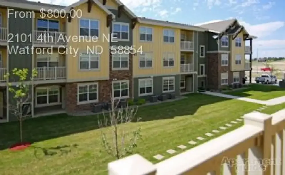 Fox Hills Village Apartments — Photo 1