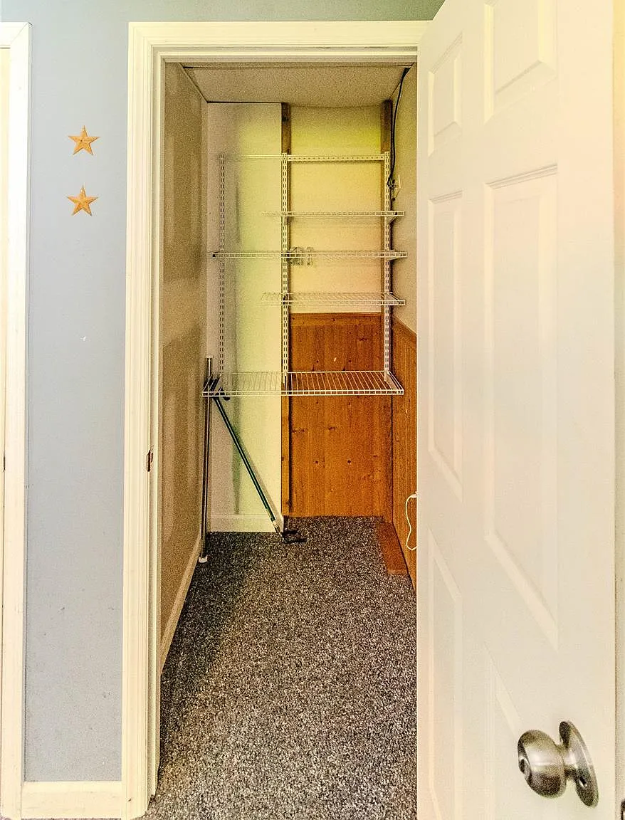 2 bed, 1.0 bath, 900 sqft, $2,100 — Photo 4
