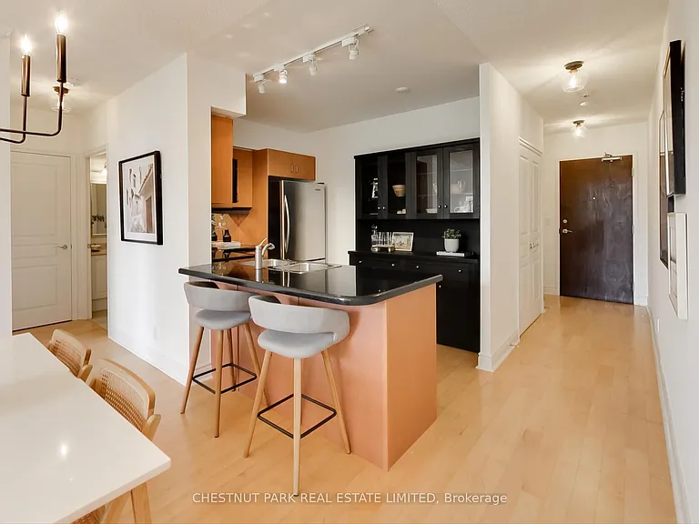 10 Delisle Ave #414 — Photo 12