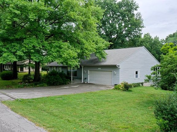 2nd image of 1008 Eastland Cir