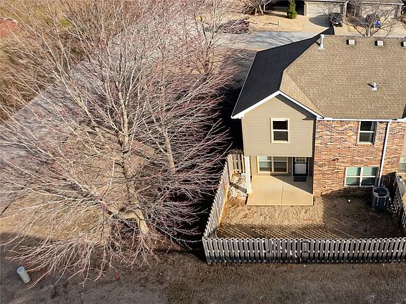 5th image of 2816 W Valley West Ct