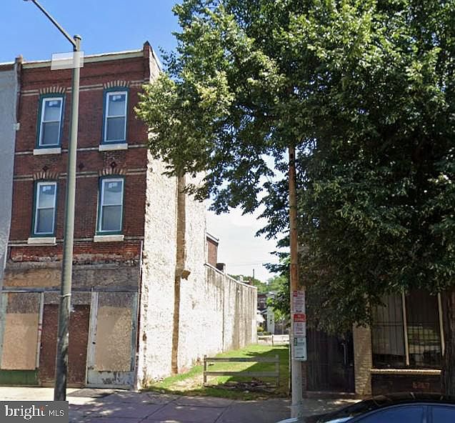 1st image of 4249 Lancaster Ave