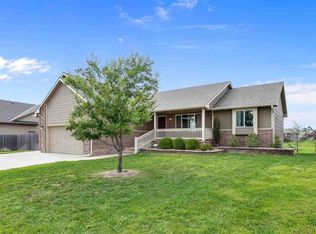 3119 N Rough Creek Rd, Derby, KS 67037