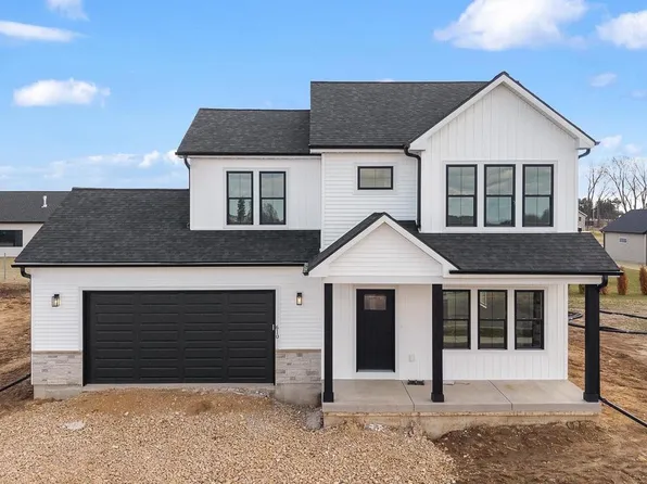 610 Clemens Drive, Arlington, WI 53911