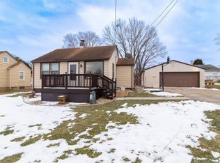2010 E Longshore Pl, Peoria Heights, IL