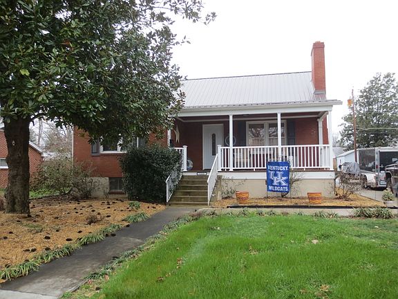 3rd image of 1225 Grace Ave