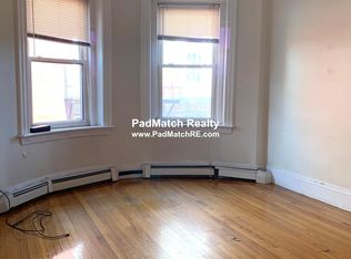 210 Winthrop Rd #34R, Brookline, MA 02445