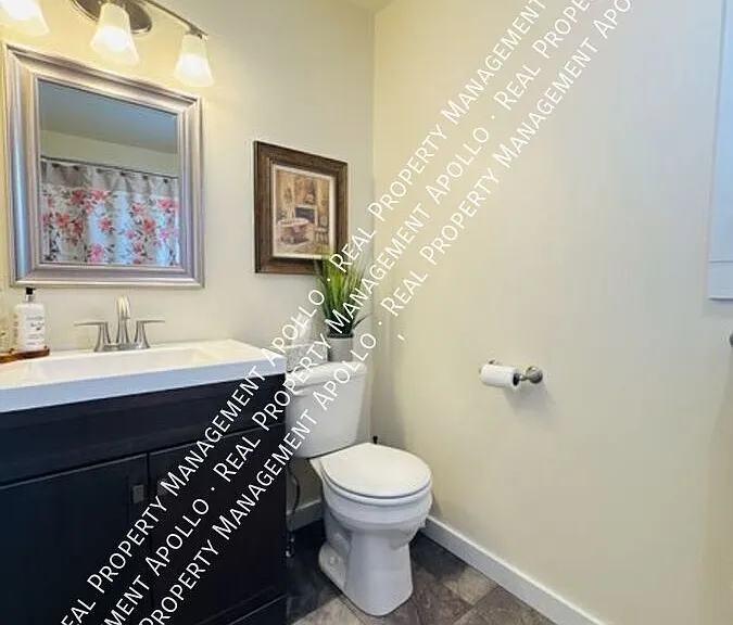 1129 Jordan Ave — Photo 12