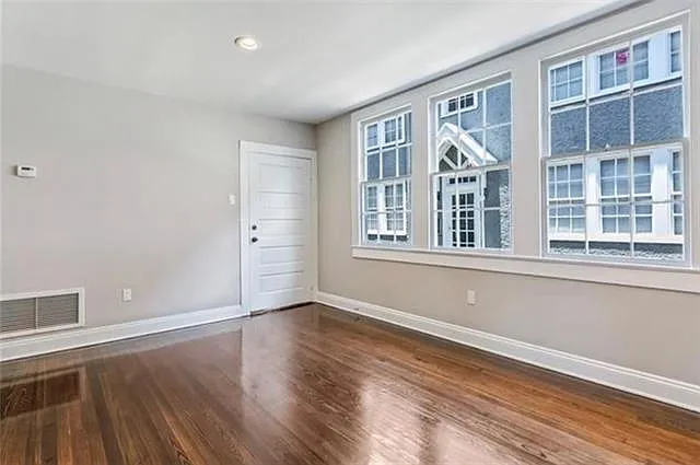 1 bed, 1.0 bath, 500 sqft, $1,650 — Photo 2