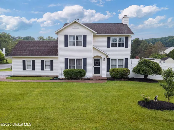 37 Doorstone Drive, Latham, NY 12110