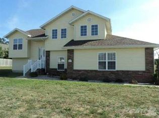 203 Travis St, Monett, MO 65708