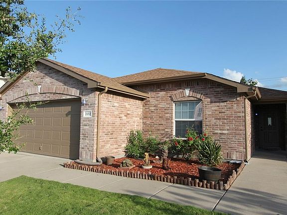 2nd image of 2132 Royal Acres Trl