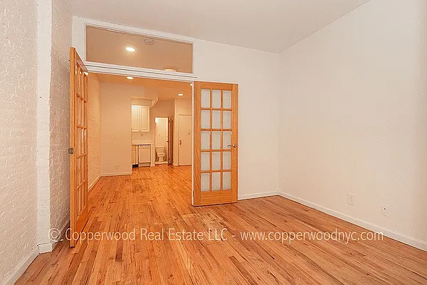 Rented by Copperwood Real Estate | media 16