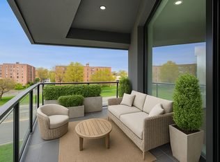 2735 E 12th St #3B, Brooklyn, NY 11235