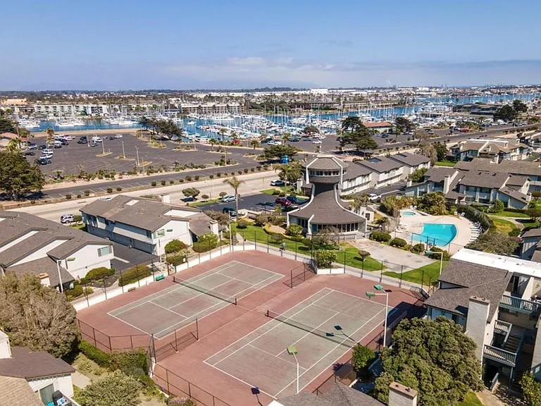 3029 Harbor Blvd — Photo 27