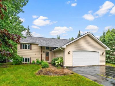 4301 Grouse Ridge Dr, Hermantown, MN, 55811