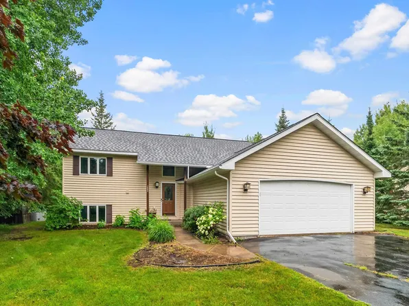 4301 Grouse Ridge Dr, Hermantown, MN 55811