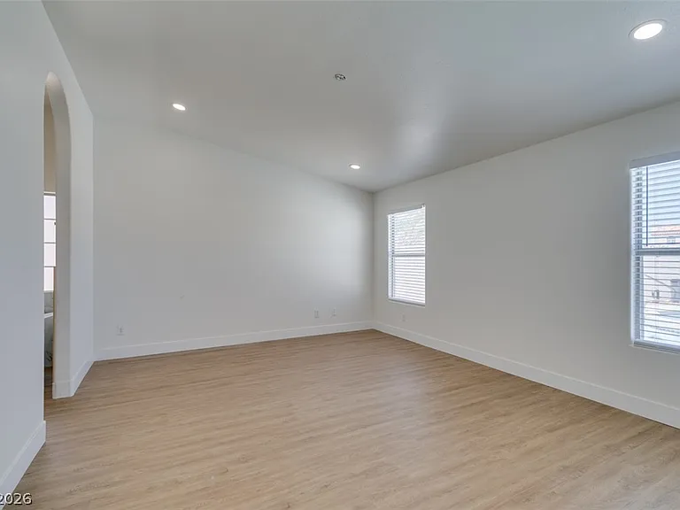 7824 Villa Finestra Dr — Photo 30