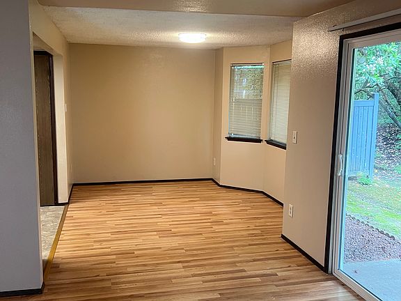 4th image of 3723 S Orchard St #B