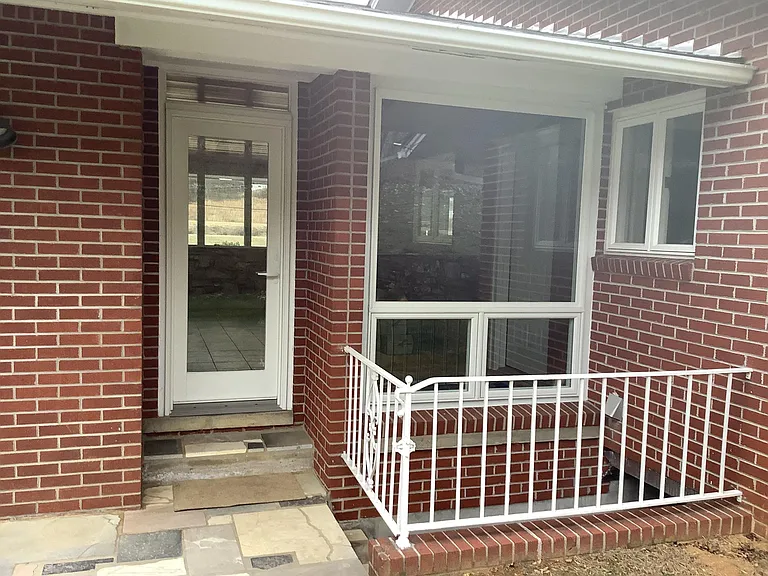 Back sunroom entry