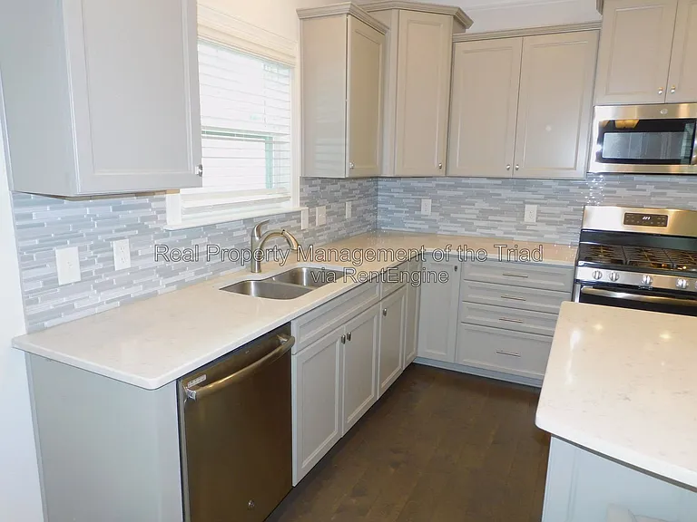 6417 Bluestone Park Dr — Photo 7