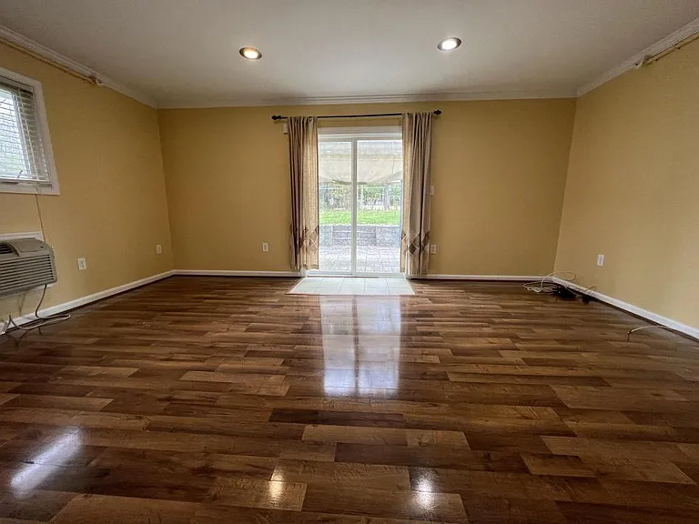 2503 Pittland Ln — Photo 11