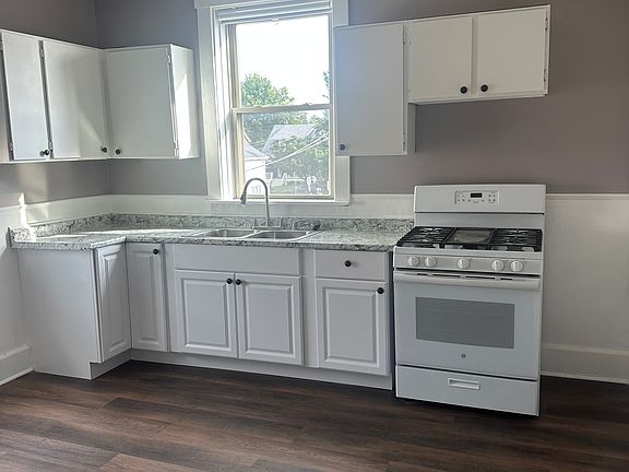 3rd image of 3339 Harrison Ave APT 3