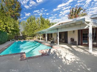 6233 Capistrano Ave, Woodland Hills, CA 91367
