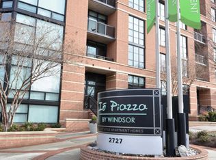 2727 S Quincy St, Arlington, VA 22206