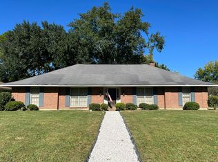 2059 Vaughn Ln, Montgomery, AL 36106