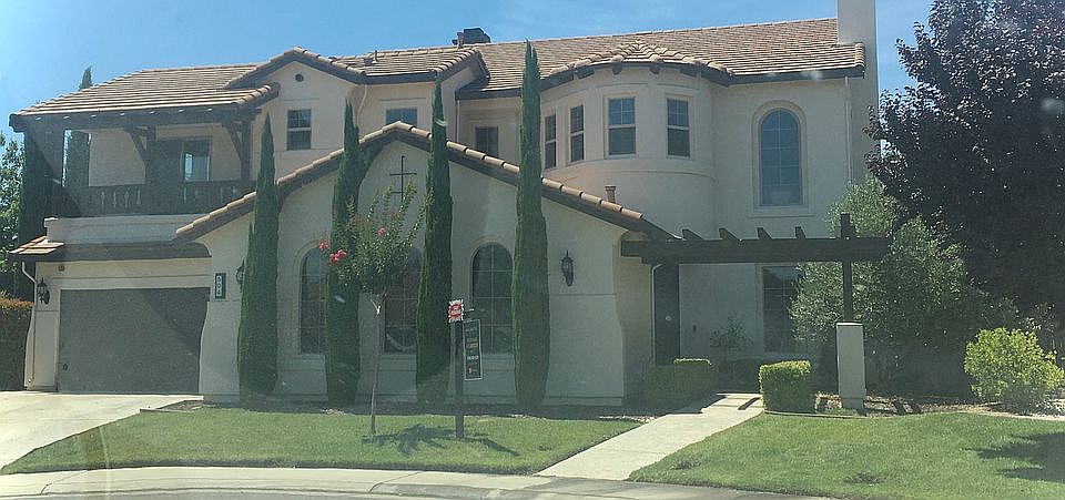 1st image of 504 Heathmore Ct